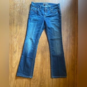 Buckle BKE 29 x 31 distressed women’s jeans